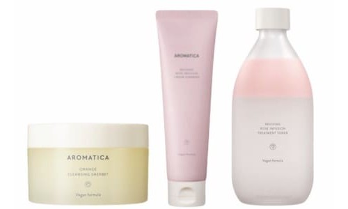 Pack de productos para limpieza facial coreana para piel seca y madura doble limpieza más tónico de la marca AROMATICA